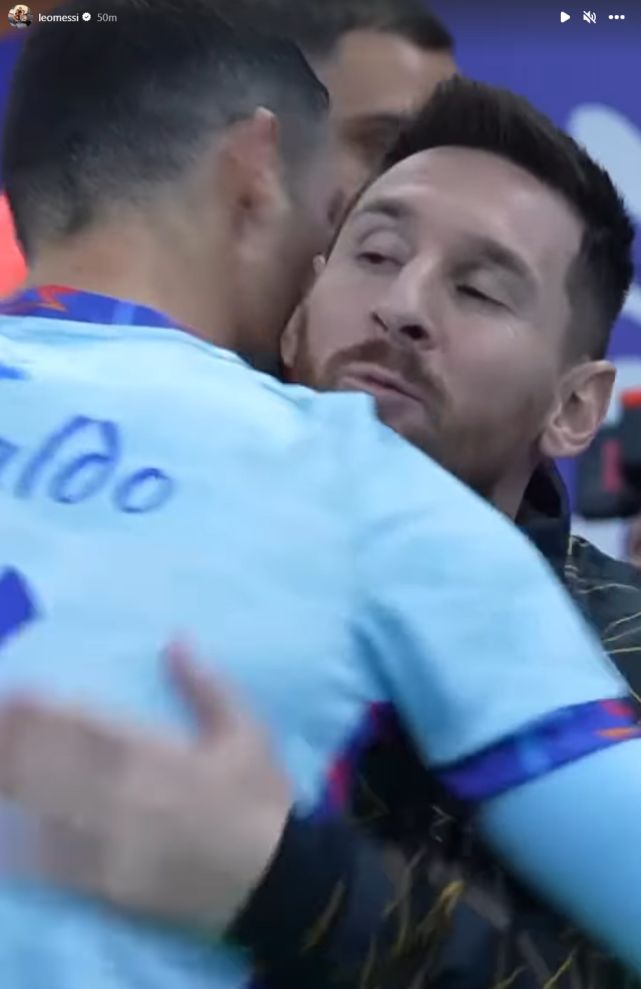 仅向中国球迷致歉！布莱顿删三笘薰与战犯合照 菲律宾：我们呢？