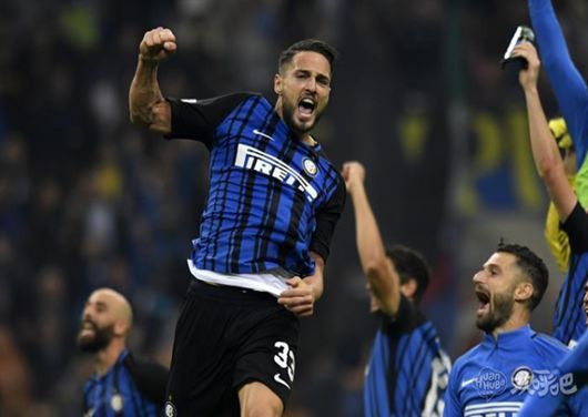 前教练：莱奥小时候的天赋只有C罗能与之相比