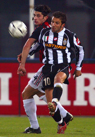 斯科特：佩德里是我最喜欢的球员之一；我更喜欢踢8号位