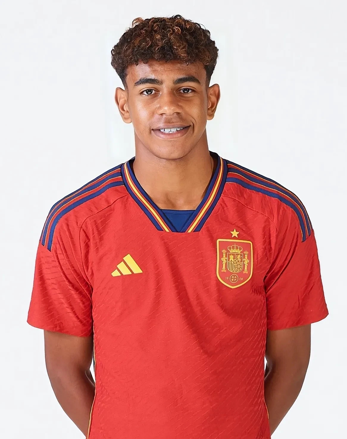 爱尔兰主帅：命运掌握在自己手中，不便提前透露首发阵容（爱尔兰主帅：我们掌控命运，首发阵容暂不公开）